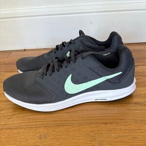 Nike Downshifter 7 Running shoes